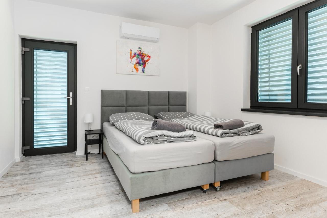 Malina Penati Golf Villa Sajdikove Humence Exterior foto