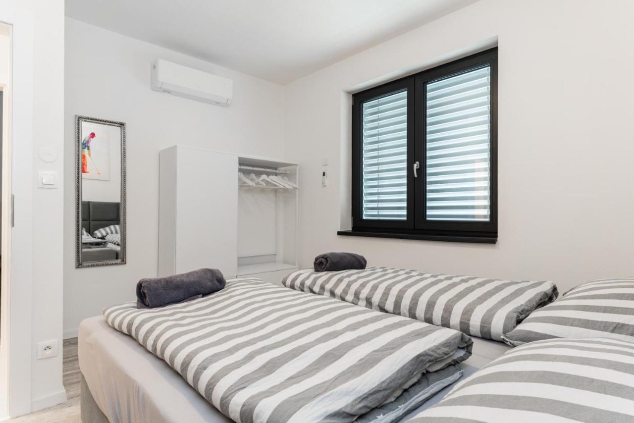 Malina Penati Golf Villa Sajdikove Humence Exterior foto