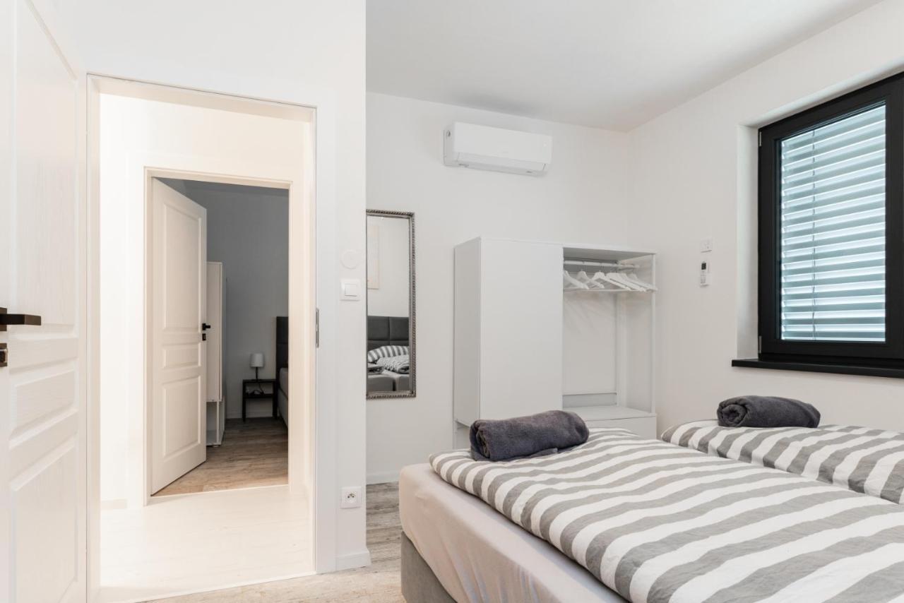Malina Penati Golf Villa Sajdikove Humence Exterior foto